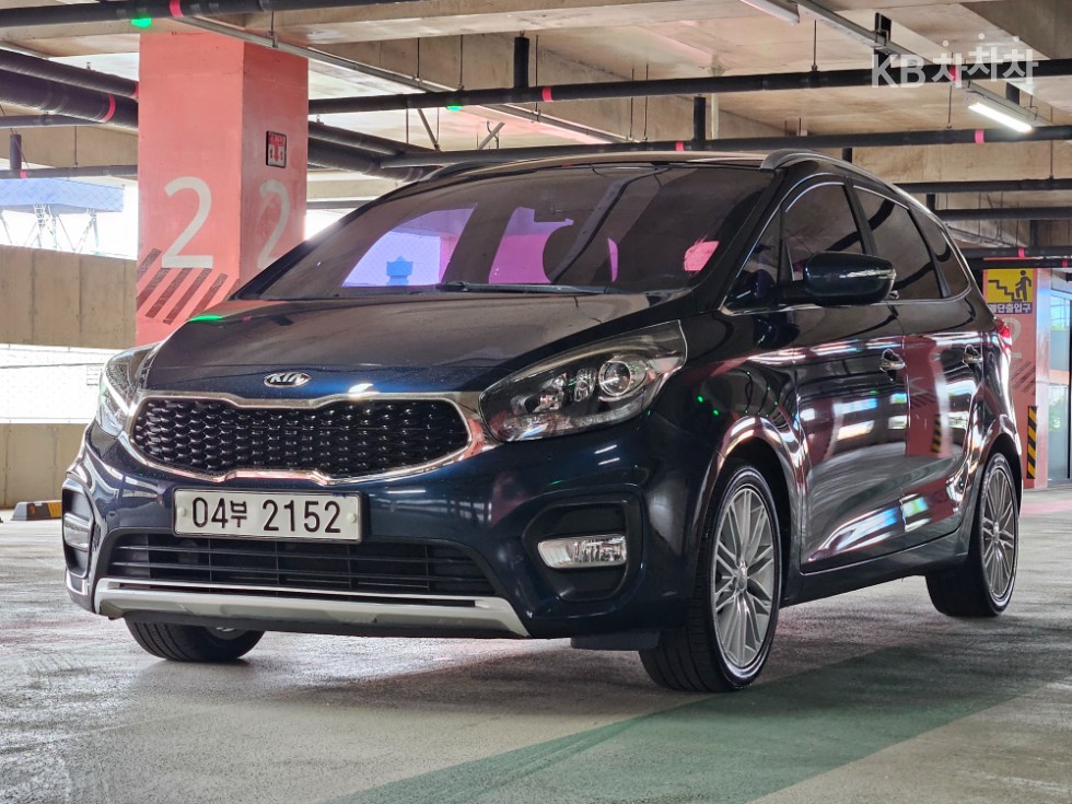 Kia Carens — miniaturë 2