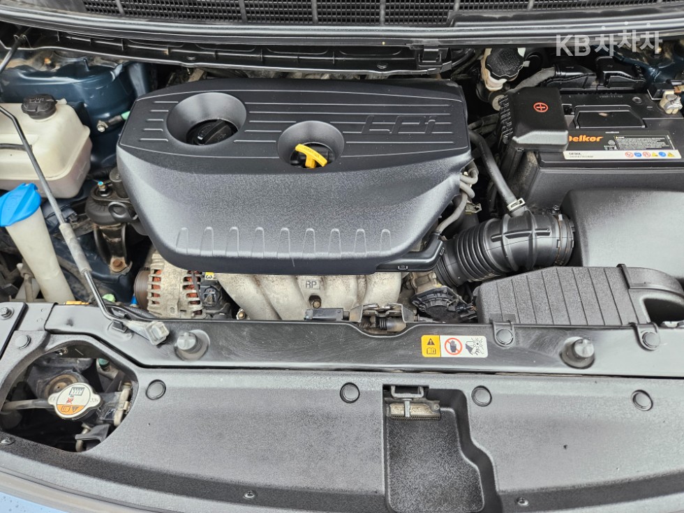 Kia Carens — miniaturë 5
