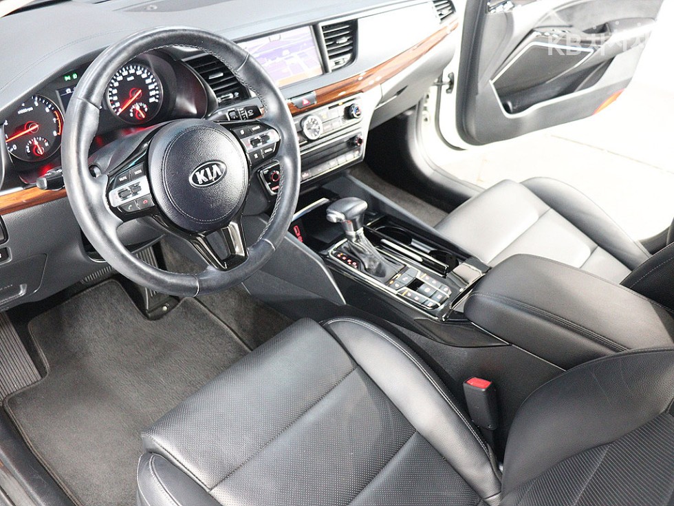 Kia K7 — miniaturë 16
