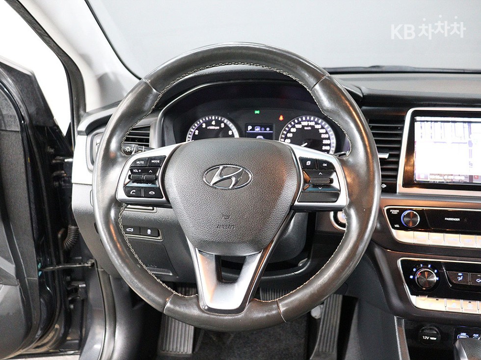 Hyundai Sonata — miniaturë 16
