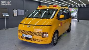 Hyundai Staria 3.5 LPG 투어러 11 — foto 1