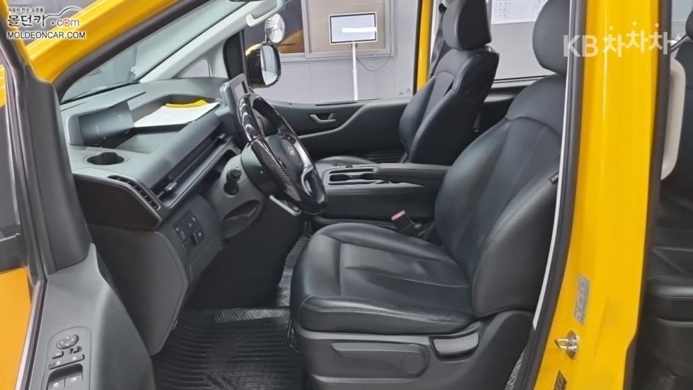 Hyundai Staria — miniaturë 9