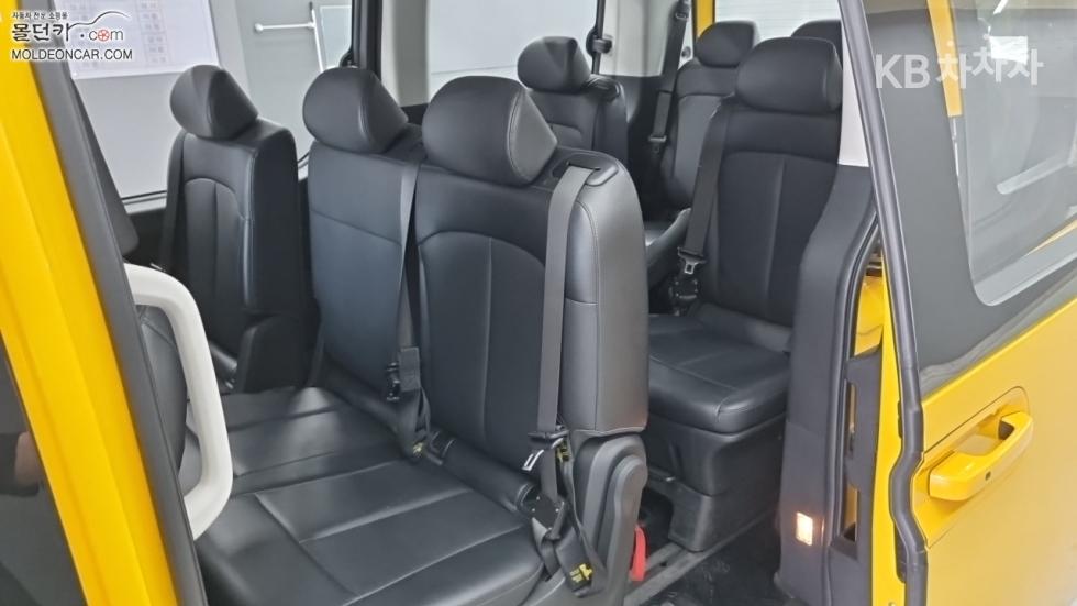 Hyundai Staria — miniaturë 10