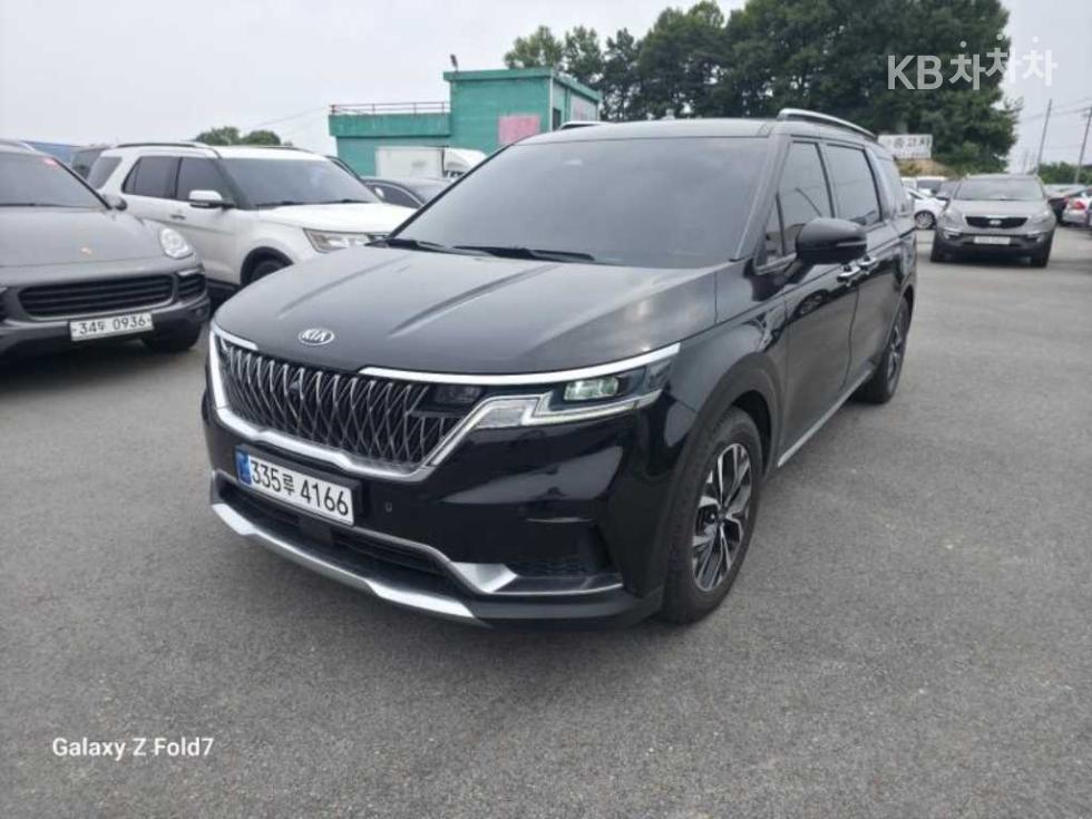 Kia Carnival — miniaturë 3
