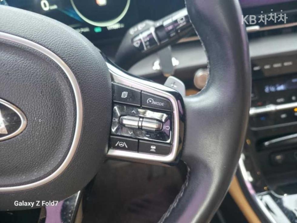 Kia Carnival — miniaturë 12