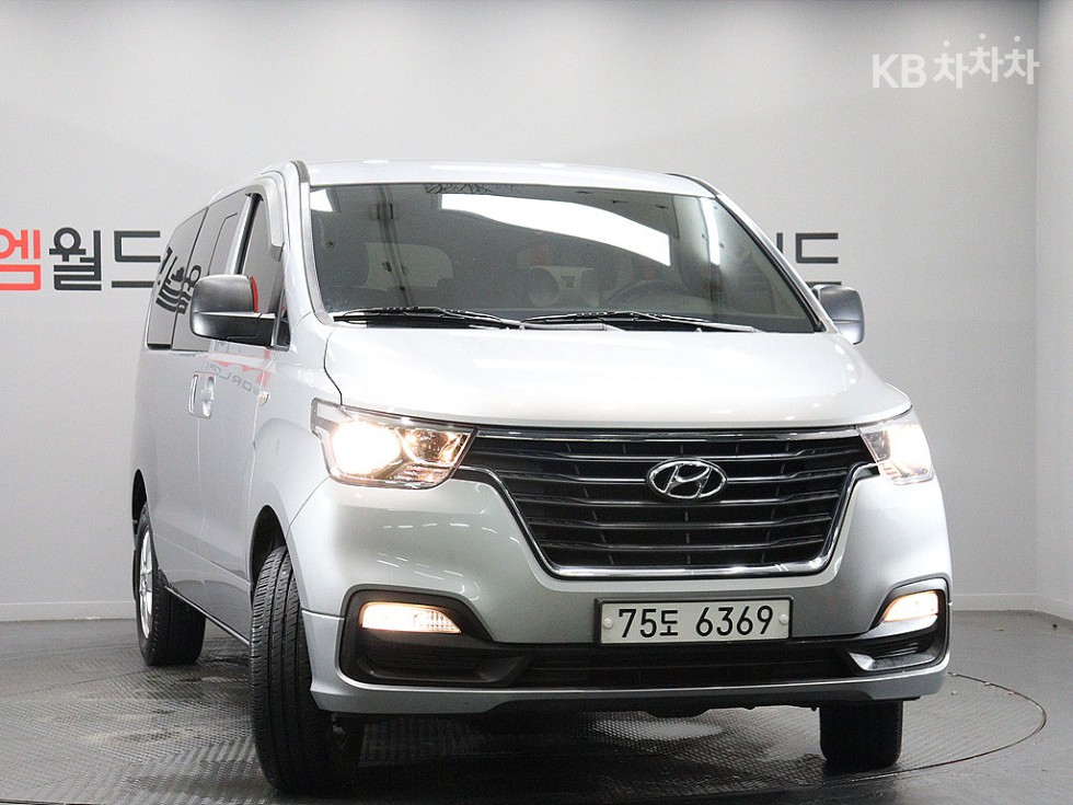 Hyundai Starex — miniaturë 2