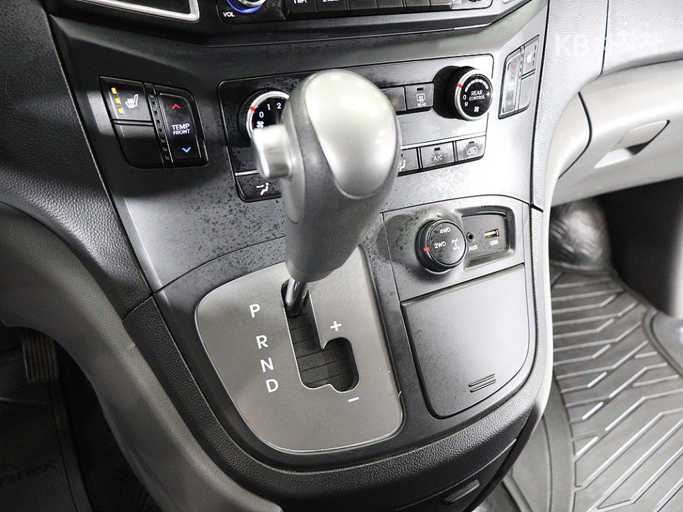 Hyundai Starex — miniaturë 11