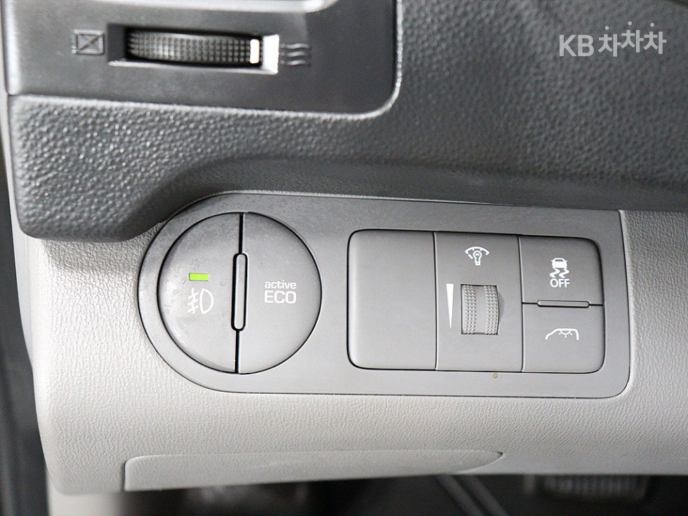Hyundai Starex — miniaturë 13