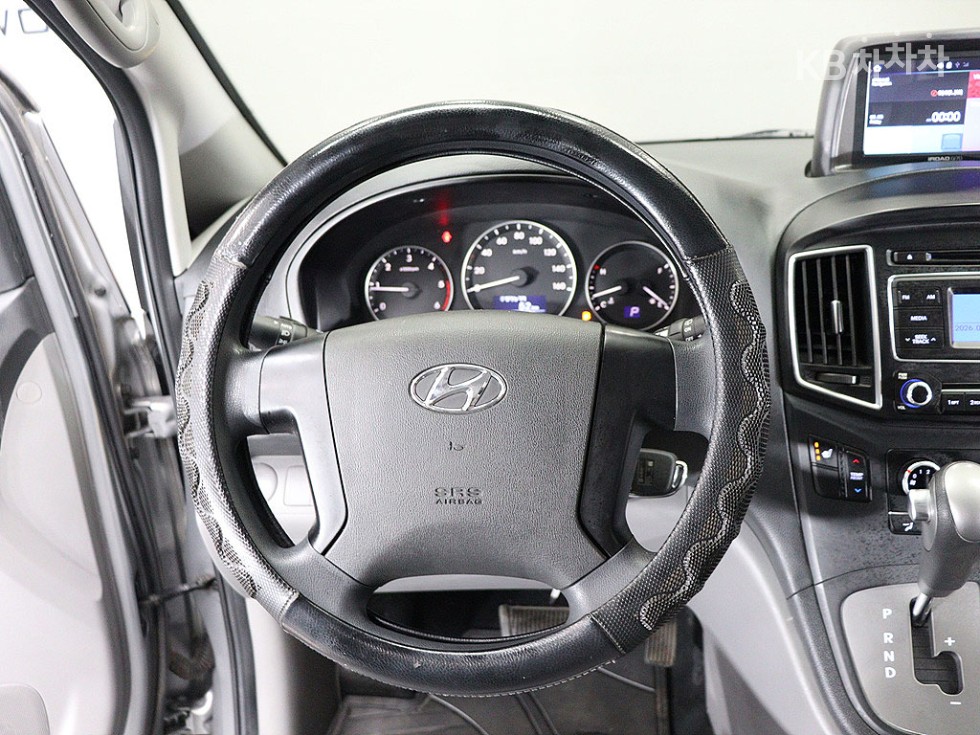 Hyundai Starex — miniaturë 16