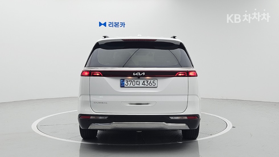 Kia Carnival — miniaturë 5