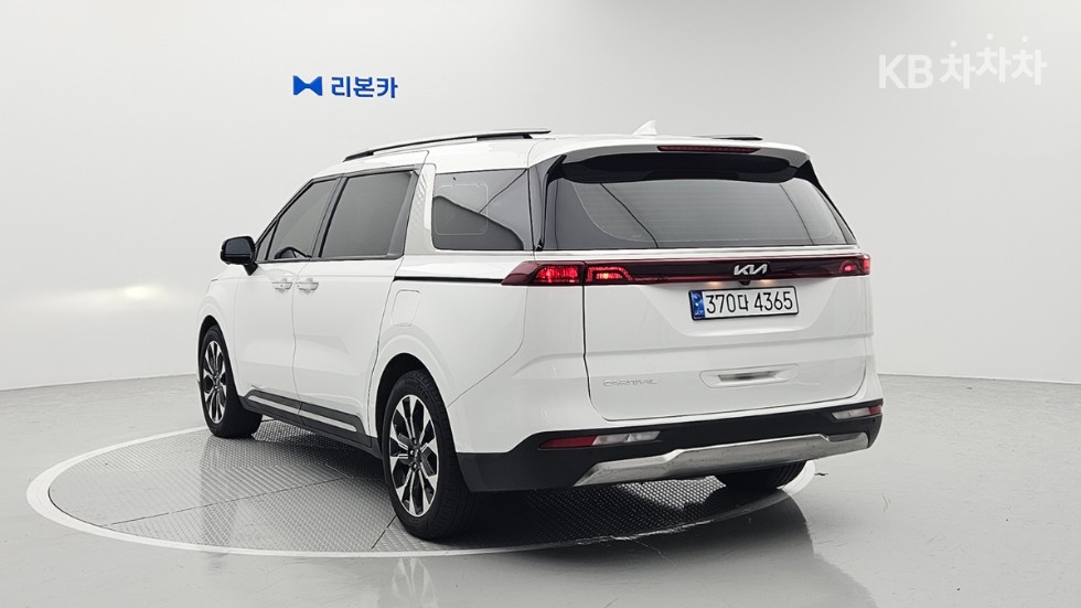 Kia Carnival — miniaturë 6
