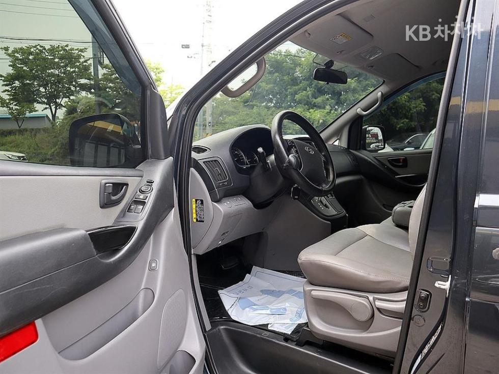 Hyundai Starex — miniaturë 6
