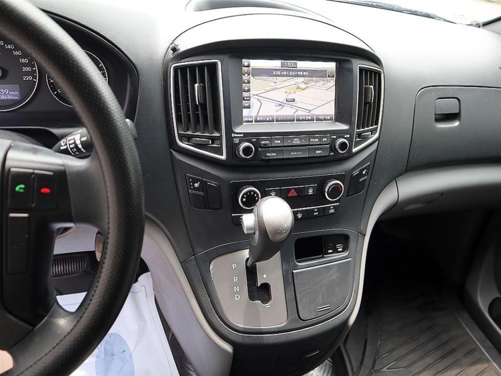 Hyundai Starex — miniaturë 10