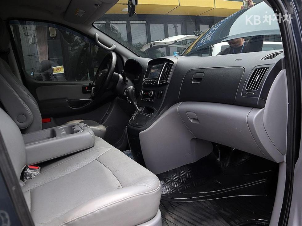 Hyundai Starex — miniaturë 15