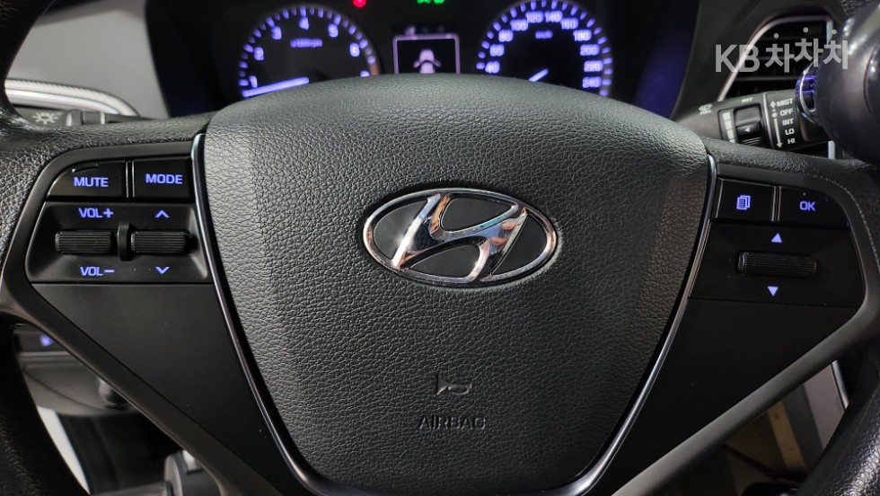 Hyundai Sonata — miniaturë 23