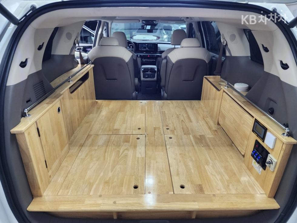 Kia Carnival — miniaturë 18