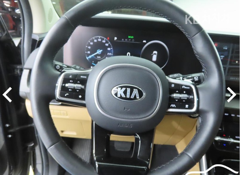 Kia Carnival — miniaturë 8