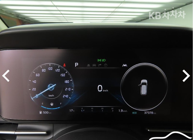 Kia Carnival — miniaturë 9