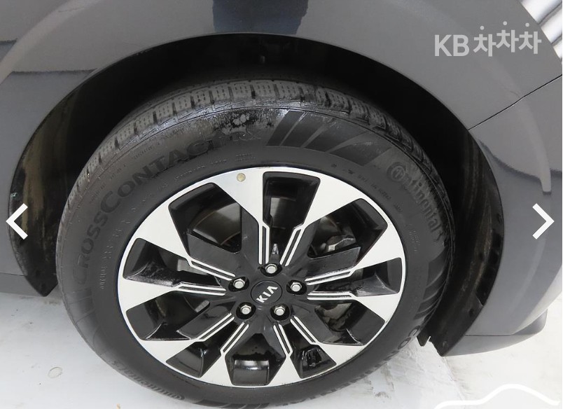 Kia Carnival — miniaturë 20