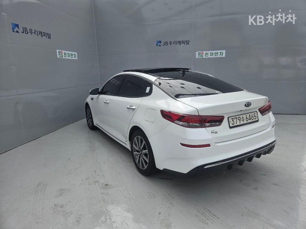 Kia K5 — miniaturë 4
