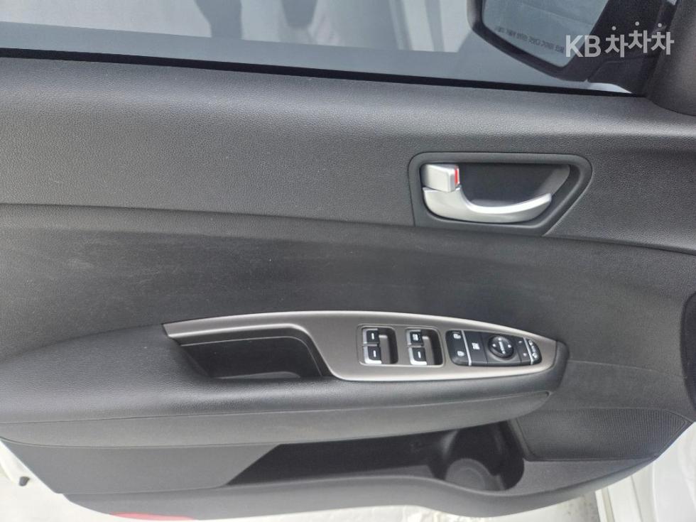Kia K5 — miniaturë 7