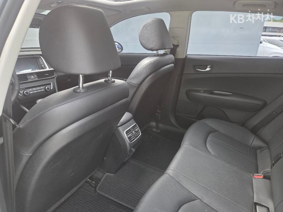 Kia K5 — miniaturë 14