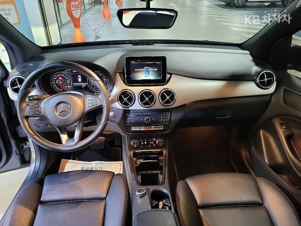 Mercedes-Benz B-klasse — miniaturë 6