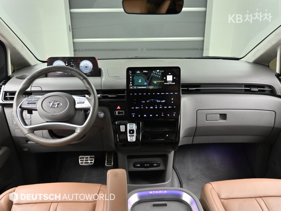 Hyundai Staria — miniaturë 7