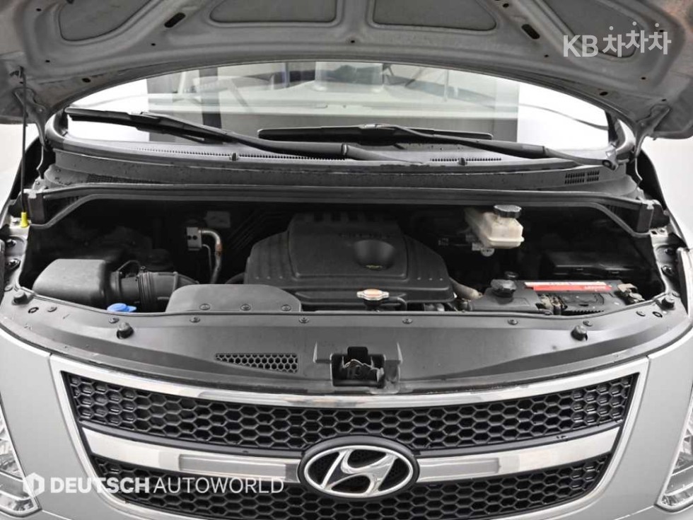 Hyundai Starex — miniaturë 6
