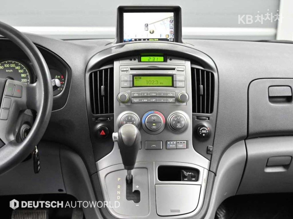 Hyundai Starex — miniaturë 14