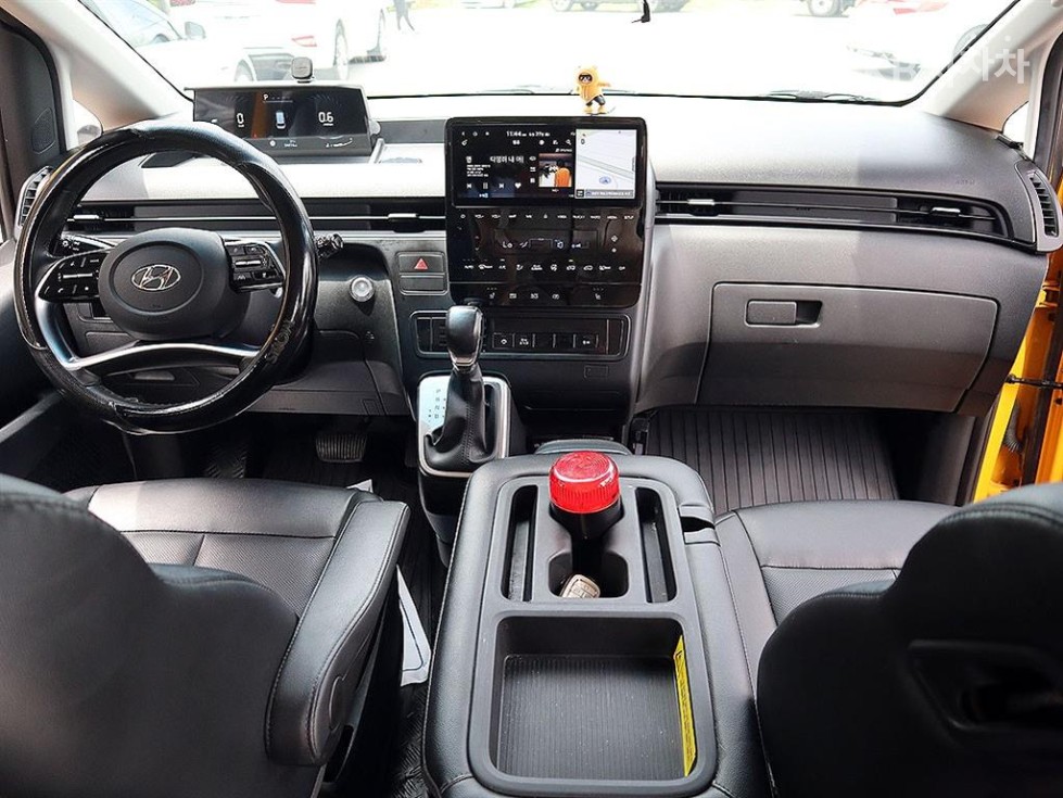 Hyundai Staria — miniaturë 5