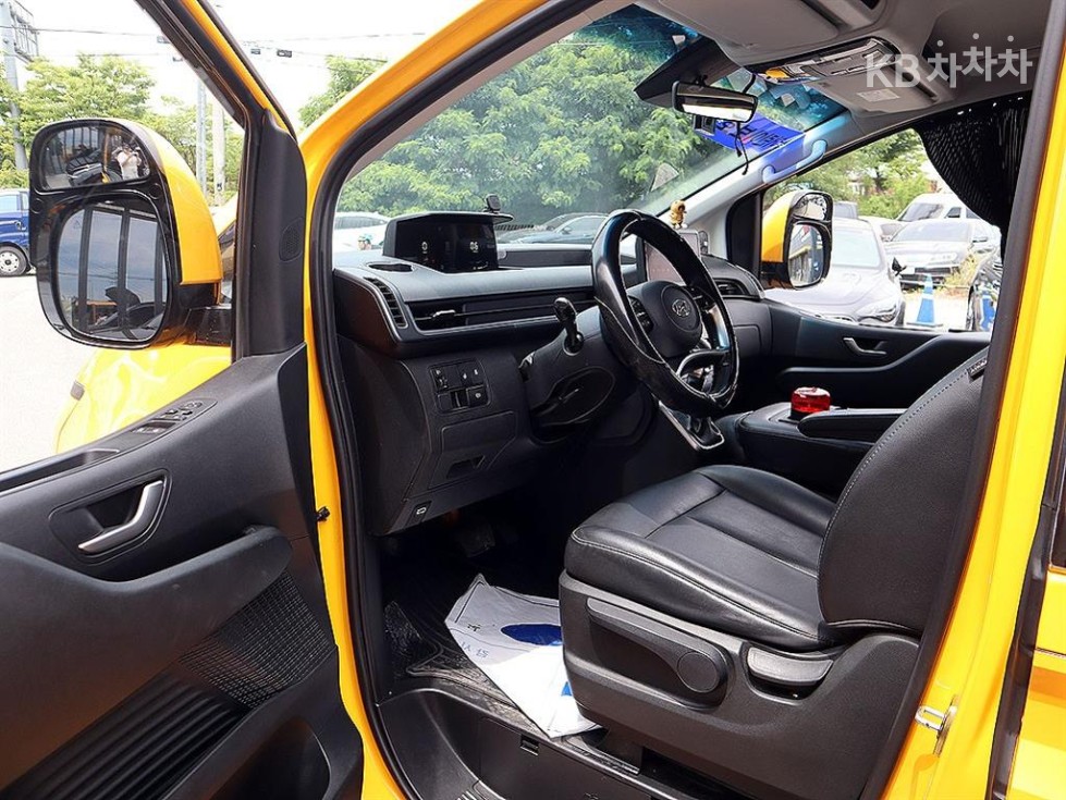 Hyundai Staria — miniaturë 6