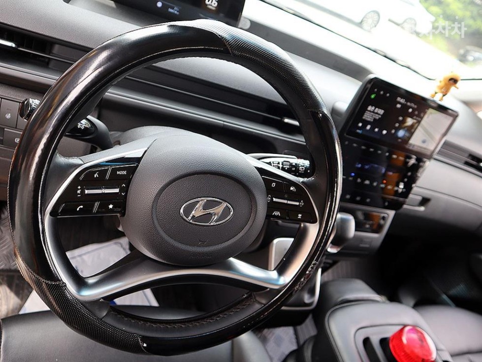 Hyundai Staria — miniaturë 8