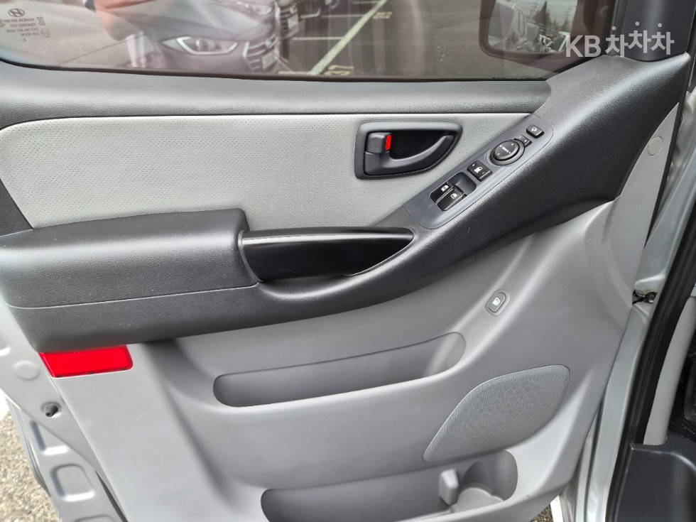 Hyundai Starex — miniaturë 11