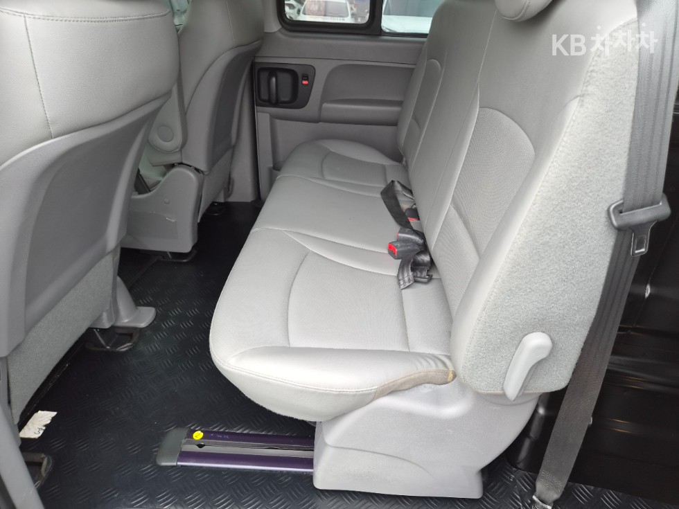 Hyundai Starex — miniaturë 13