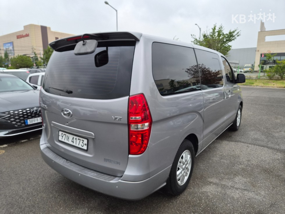 Hyundai Starex — miniaturë 4