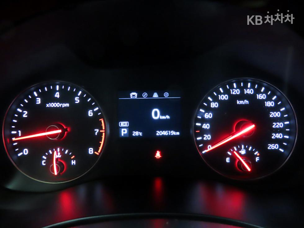 Kia K7 — miniaturë 8