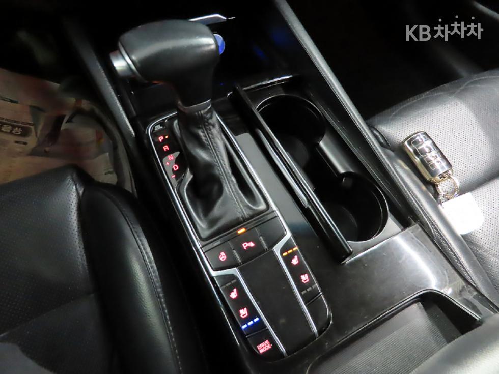 Kia K7 — miniaturë 12
