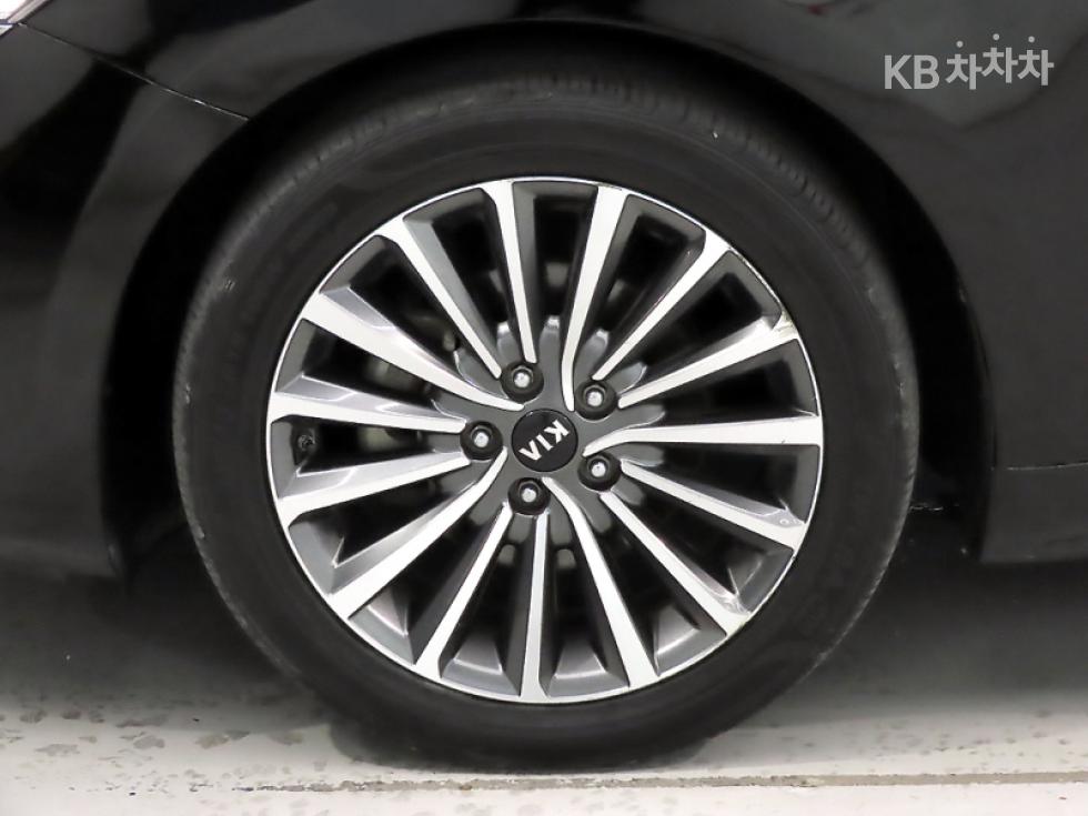 Kia K7 — miniaturë 20