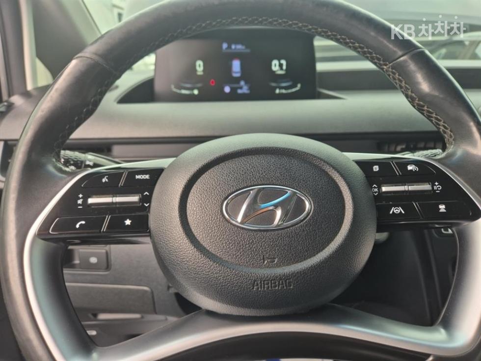 Hyundai Staria — miniaturë 7