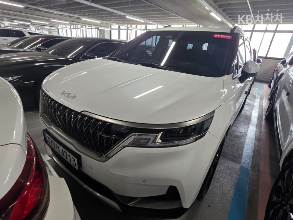 Kia Carnival — miniaturë 2