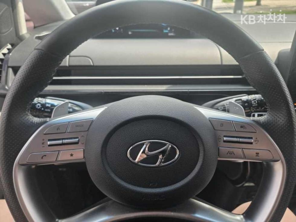 Hyundai Staria — miniaturë 7