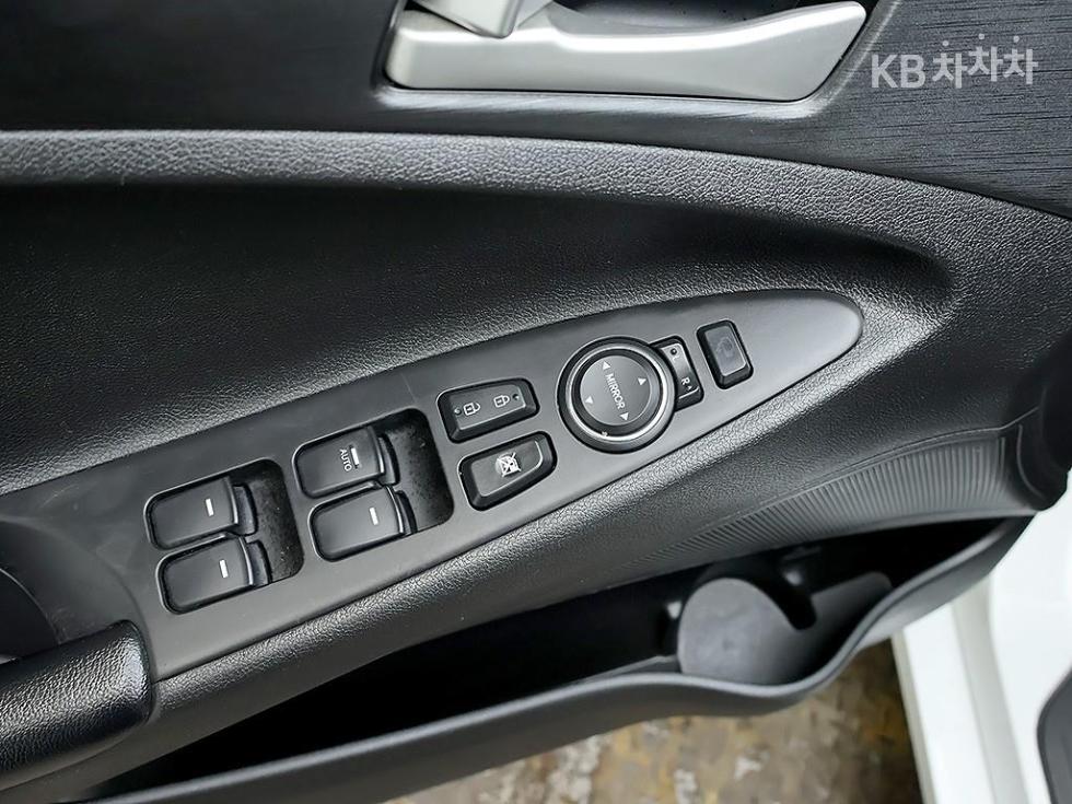 Hyundai Sonata — miniaturë 13