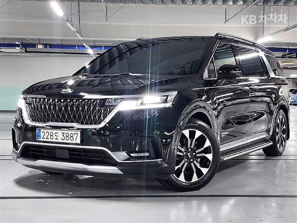 Kia Carnival — miniaturë 3