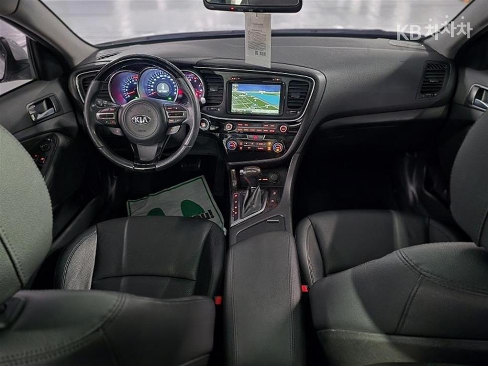 Kia K5 — miniaturë 9