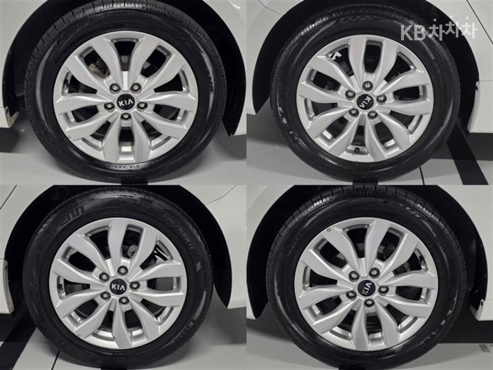 Kia K5 — miniaturë 19