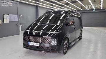 Hyundai Staria Camper 4 AWD — foto 1