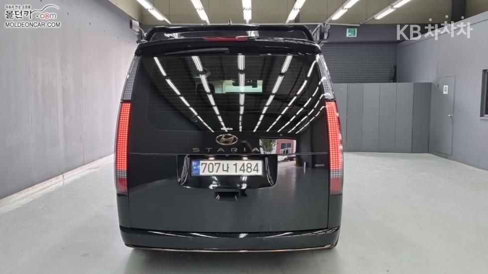 Hyundai Staria — miniaturë 4