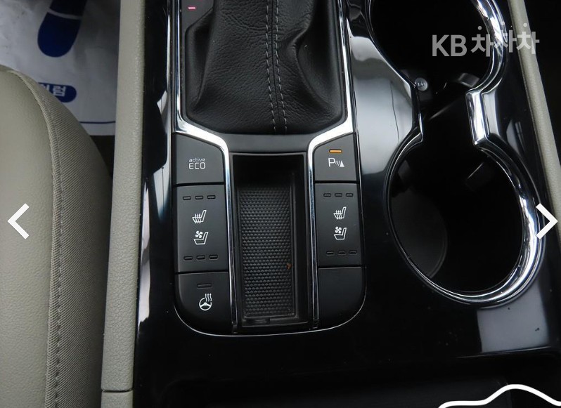 Kia Carnival — miniaturë 14