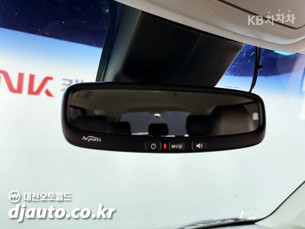Chevrolet Orlando — miniaturë 17